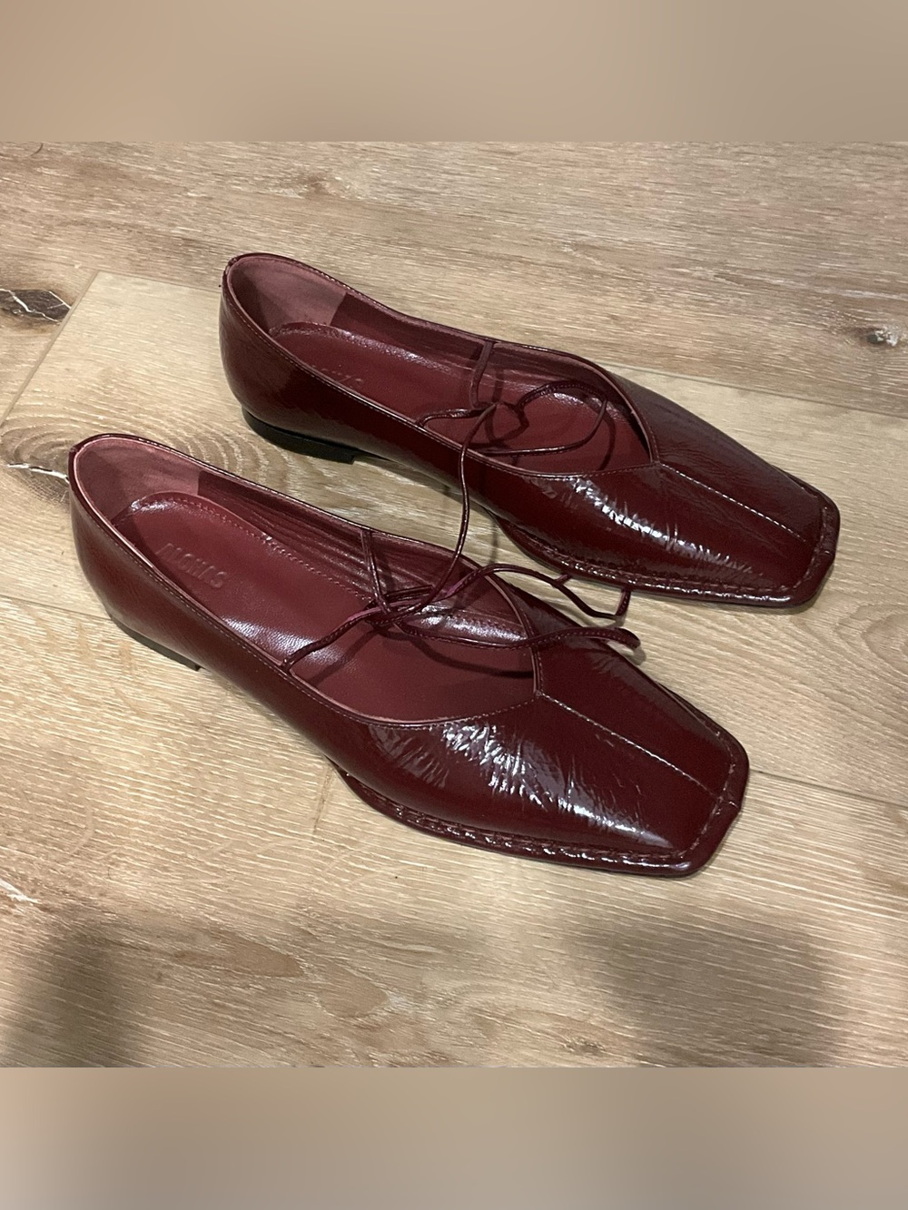 Alohas Sway Ballet Flats Burgundy